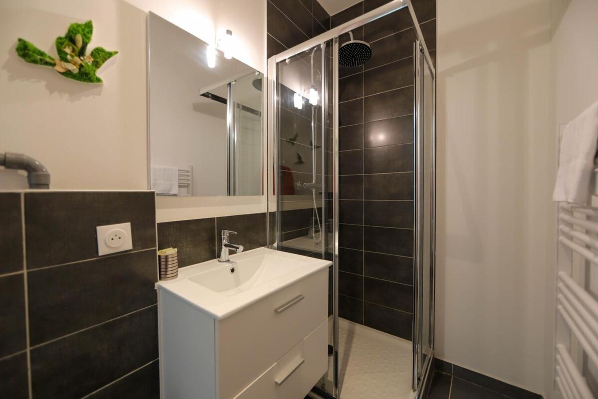 Le Petit Plus - Studio Confortable Avec Parking Leilighet Annecy Eksteriør bilde